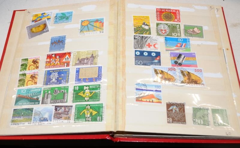 A collection of stamp albums and stock books containing a selection of world stamps. 9 albums in lot - Image 3 of 13