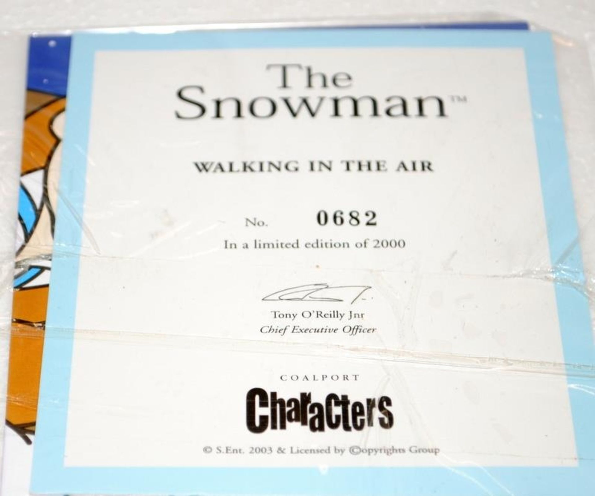 Coalport The Snowman Limited Edition Figurine: Walking In The Air, 682/2000. Boxed with certificate - Image 3 of 4