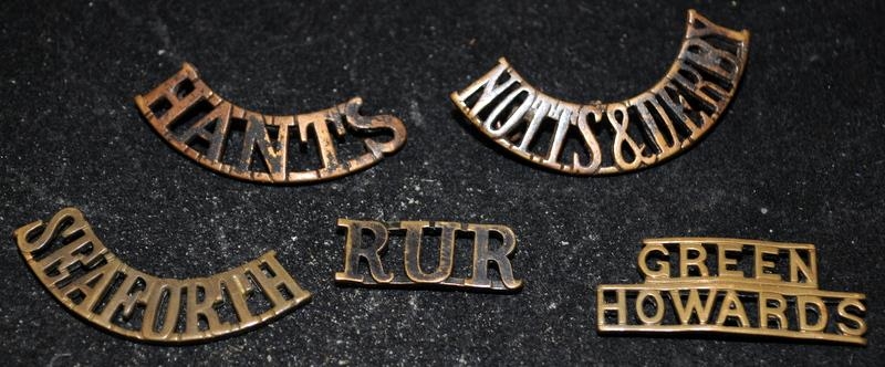 A good collection of Mostly WWI Brass Military Shoulder Title badges including scarce examples, some - Image 6 of 6