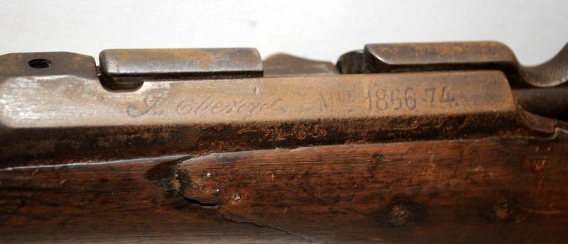 French Gras 1866 Patent M80 Bolt Action Rifle. O/all length 98cms. Requires attention. Wall hanger - Image 3 of 6