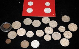 A small collection Italian and Vatican City coins including early 20thC examples