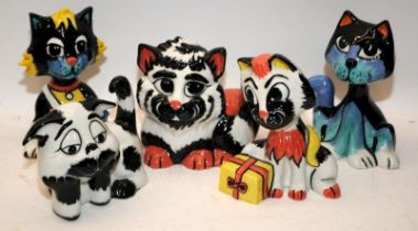 5 x Lorna Bailey cat figures including Frizzle, Christmas Delight and Smug. All signed