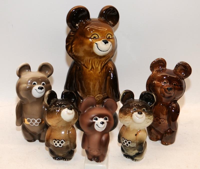 A collection of porcelain Moscow 1980 Olympic Games Misha Bears, the largest being 23cms tall. 6