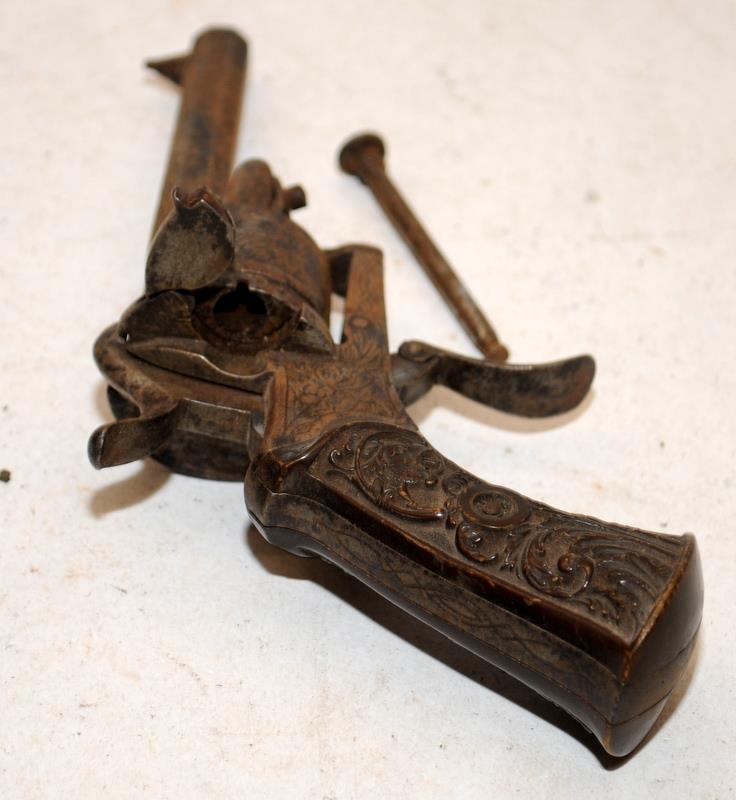 Antique 6 shot pin fire revolver with folding trigger. Mechanism functions but may require some - Image 5 of 5