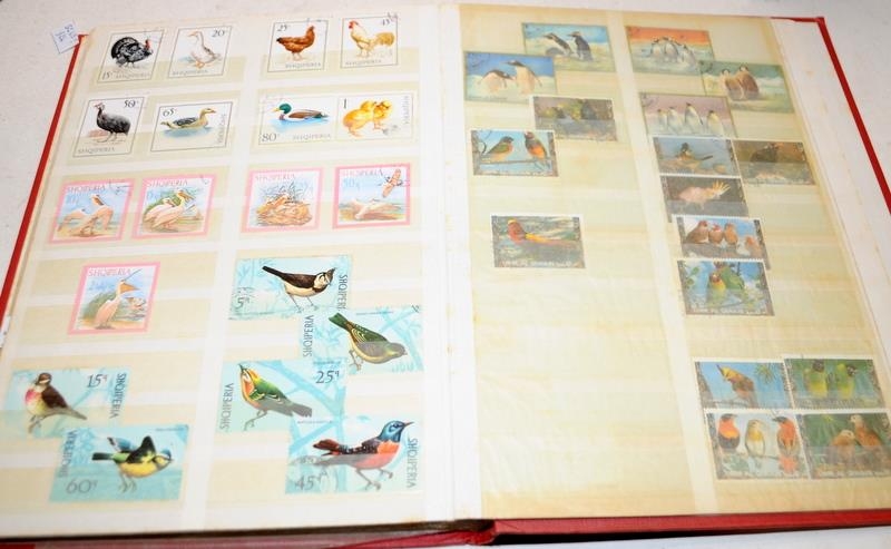 A collection of stamp albums and stock books well filled with world stamps. 10 albums in lot c/w a - Image 6 of 13