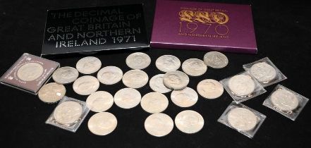 A quantity of GB Crown coins c/w Royal Mint year sets for 1970 and 1971