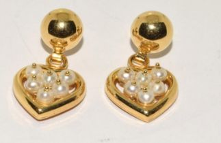Pair of 18ct gold and sea pearl heart shaped designer Bipiemme drop earrings 5g