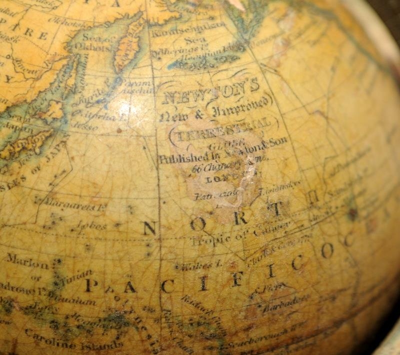 Stunning antique Georgian Newtons New and Improved Pocket Terrestrial globe. Circa 1820's. Globe - Image 5 of 6