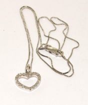 9ct white gold Diamond heart pendant chain 40 cm