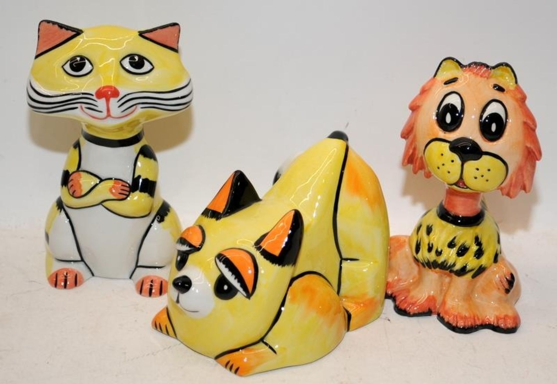 5 x Lorna Bailey cat figures including Monty, Sandy and Whiskers. All signed - Image 3 of 3