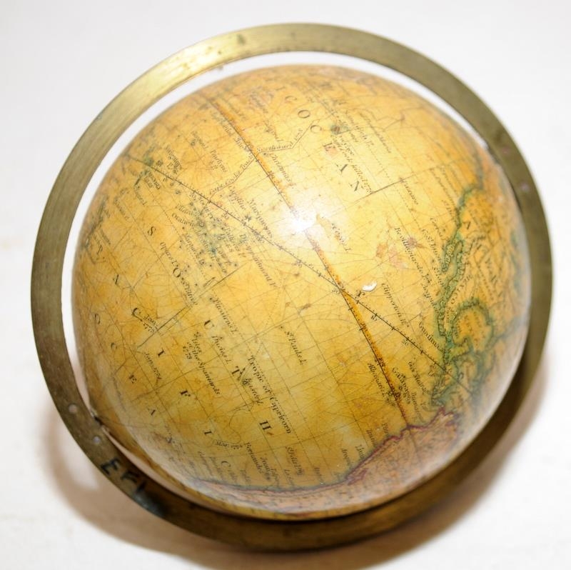Stunning antique Georgian Newtons New and Improved Pocket Terrestrial globe. Circa 1820's. Globe - Image 2 of 6