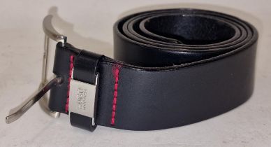 A Hugo boss belt size UK 95. (108)