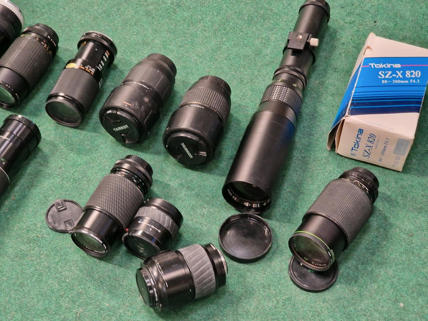 Box of various camera lenses by makes - Minolta - Makinon - Tampon - Nikon - Hoya etc. a total of 15 - Image 3 of 3
