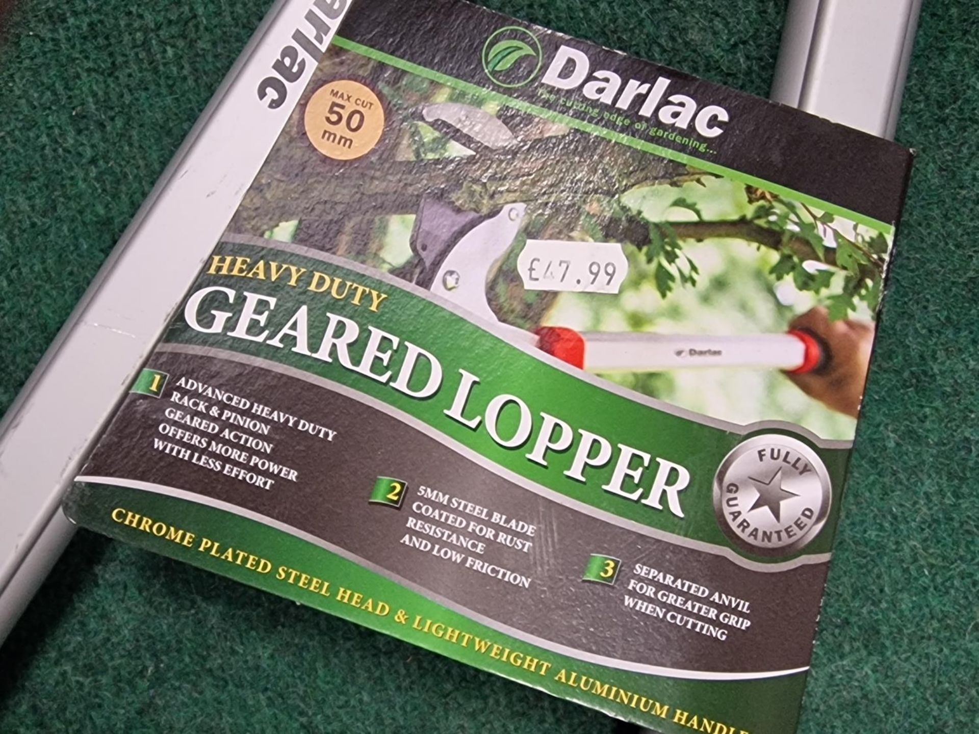 Darlac heavy duty geared garden loppers appear new. - Image 2 of 2