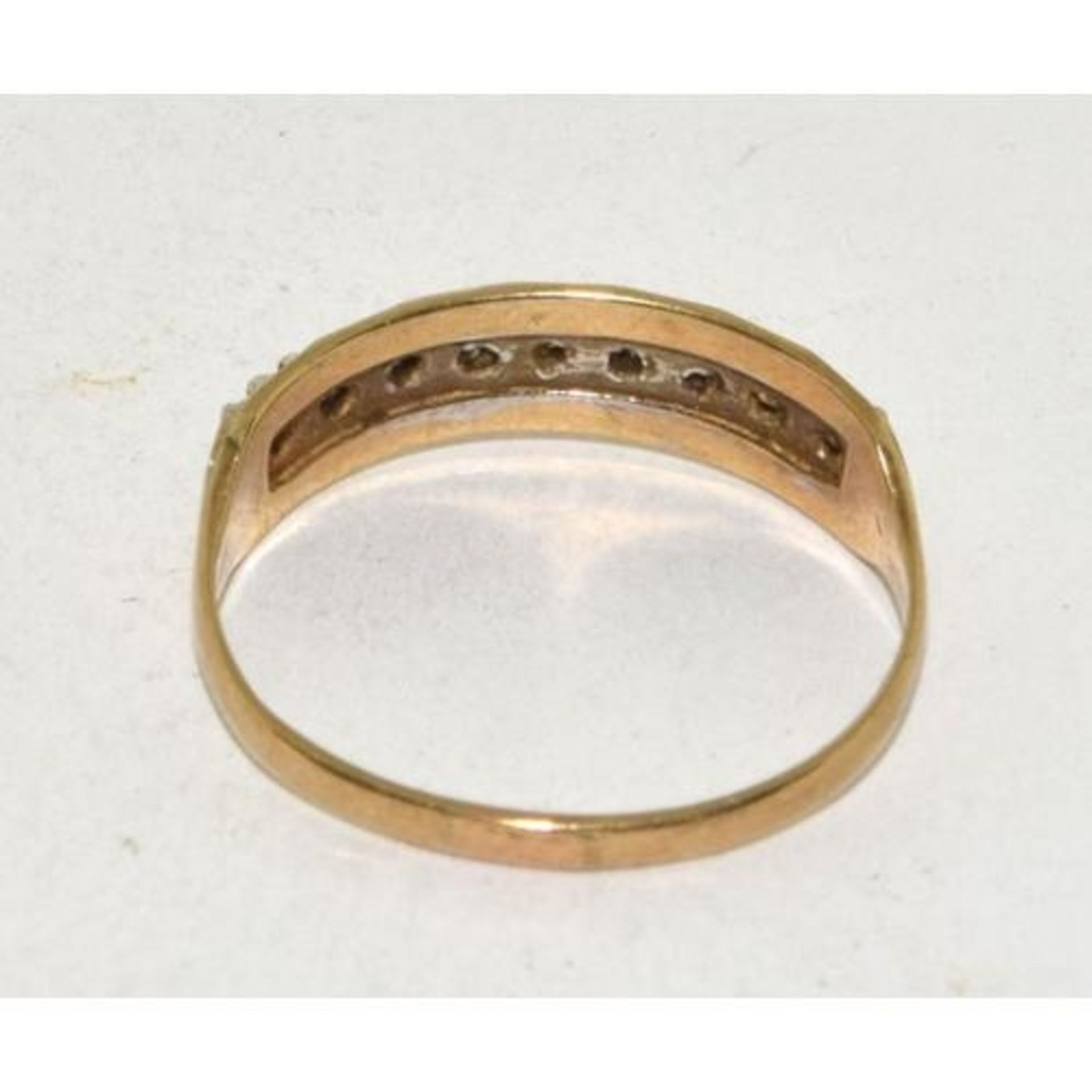 9ct gold ladies Diamond band ring size R - Image 3 of 4