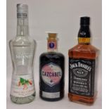 3 x mixed bottles of alcohol to included a 1ltr bottle of Jack Daniels ref 197,101