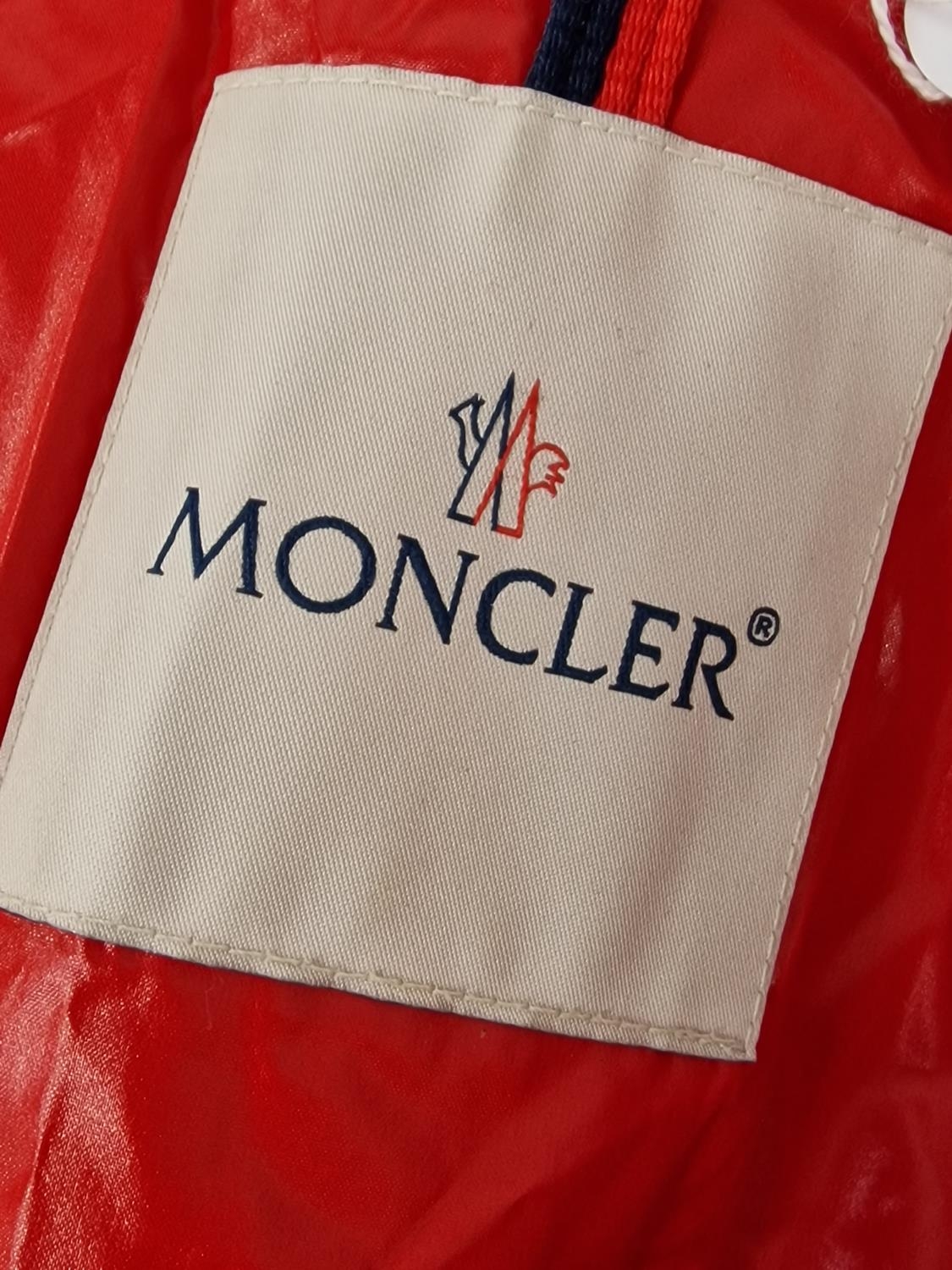Moncler red puffer jacket size 2 in good condition with no tags (REF 229). - Image 3 of 3