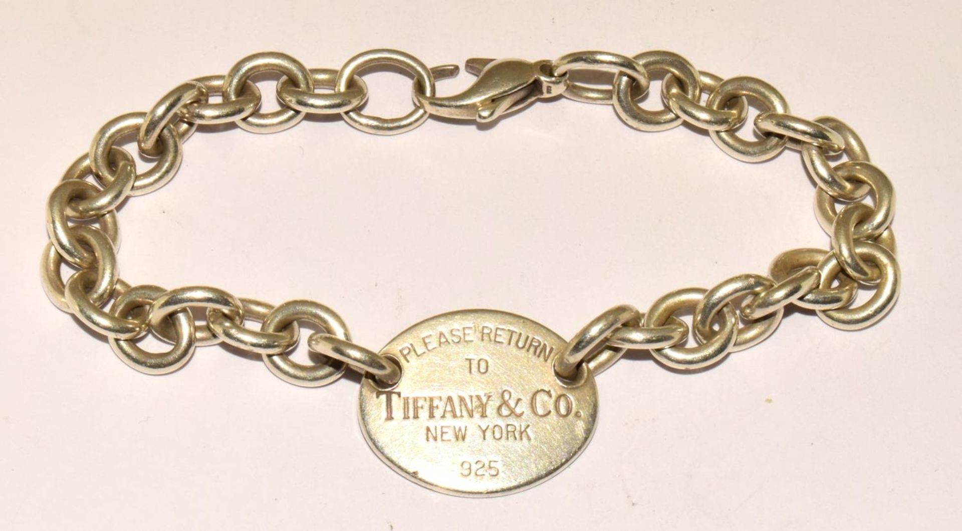 925 silver bracelet marked Tiffany and co ref 250