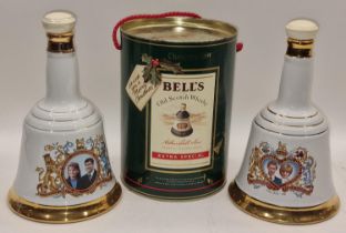 Bells Scotch whisky decanters 1 boxed Christmas 1991, Marriage of Prince Andrew and Sarah,