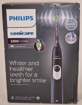 Philips Sonicare 3200 daily clean electric toothbrush boxed (REF 42).