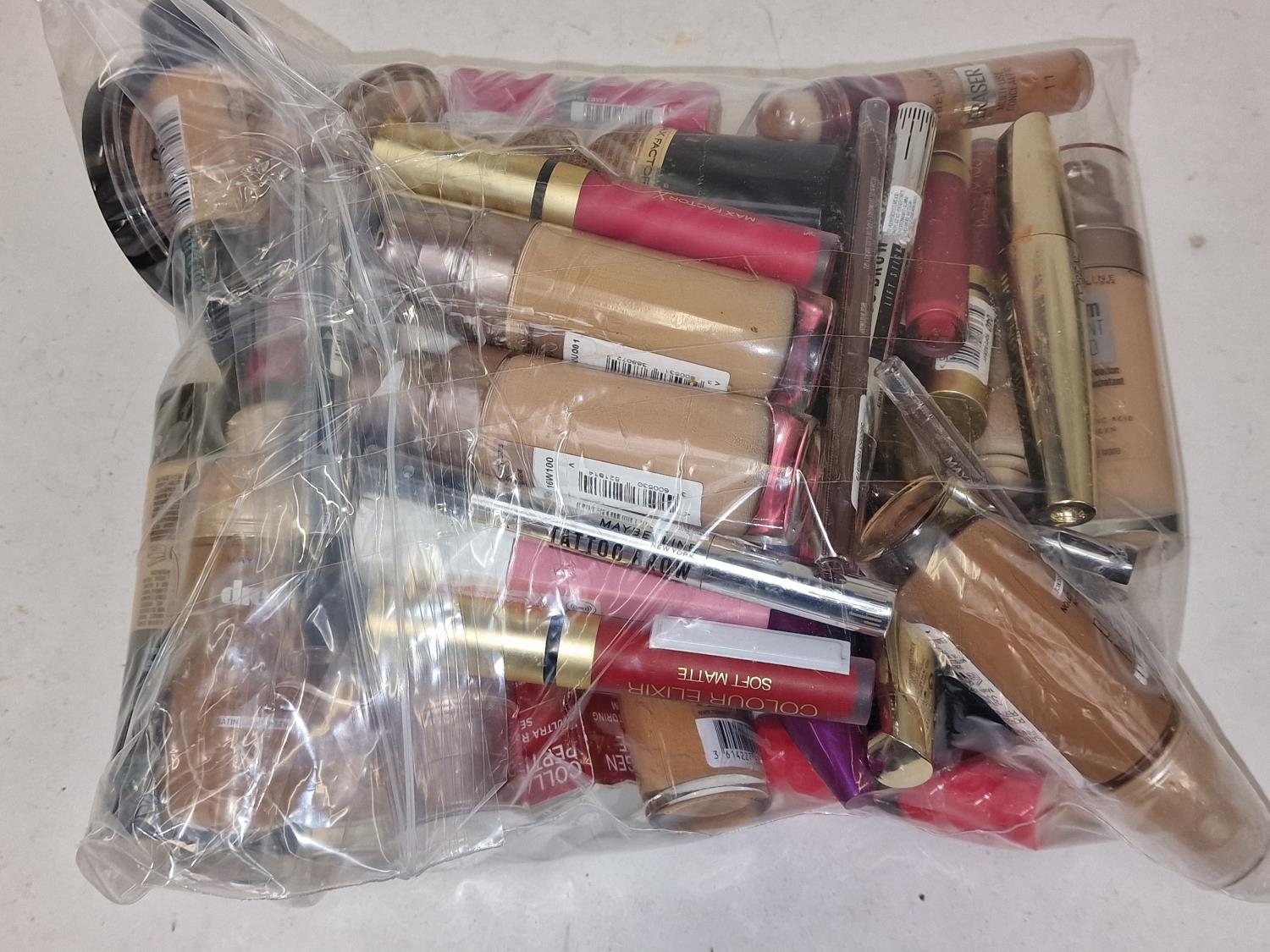 A large selection of cosmetics. (187) - Image 2 of 2