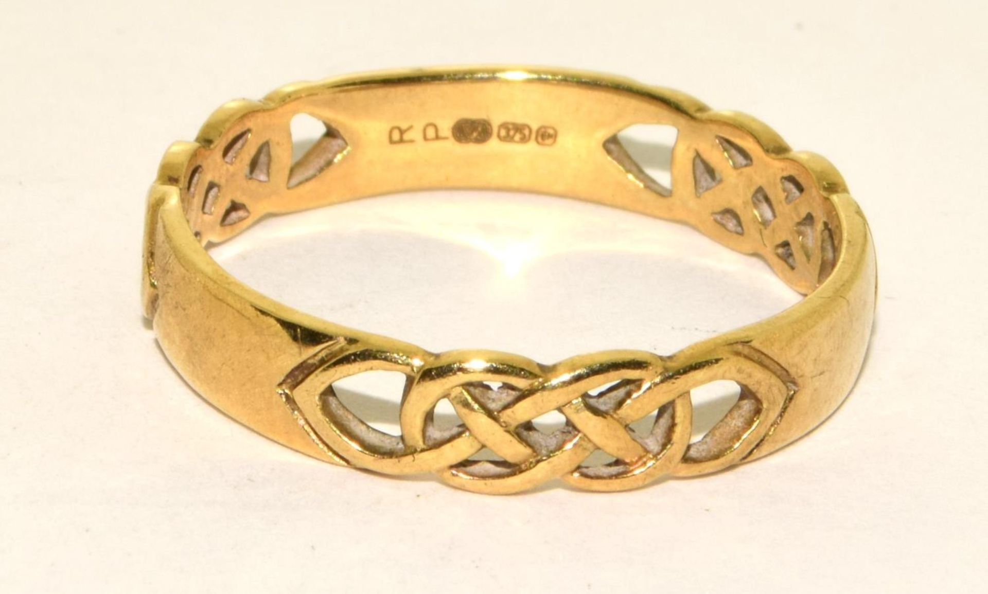 9ct gold jewellery to include 2 x bracelets and a wedding band 15g ref 71 56 66 - Image 2 of 4