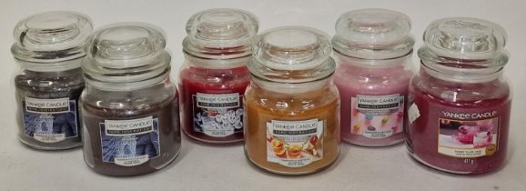 6 assorted Yankee candle. (225)