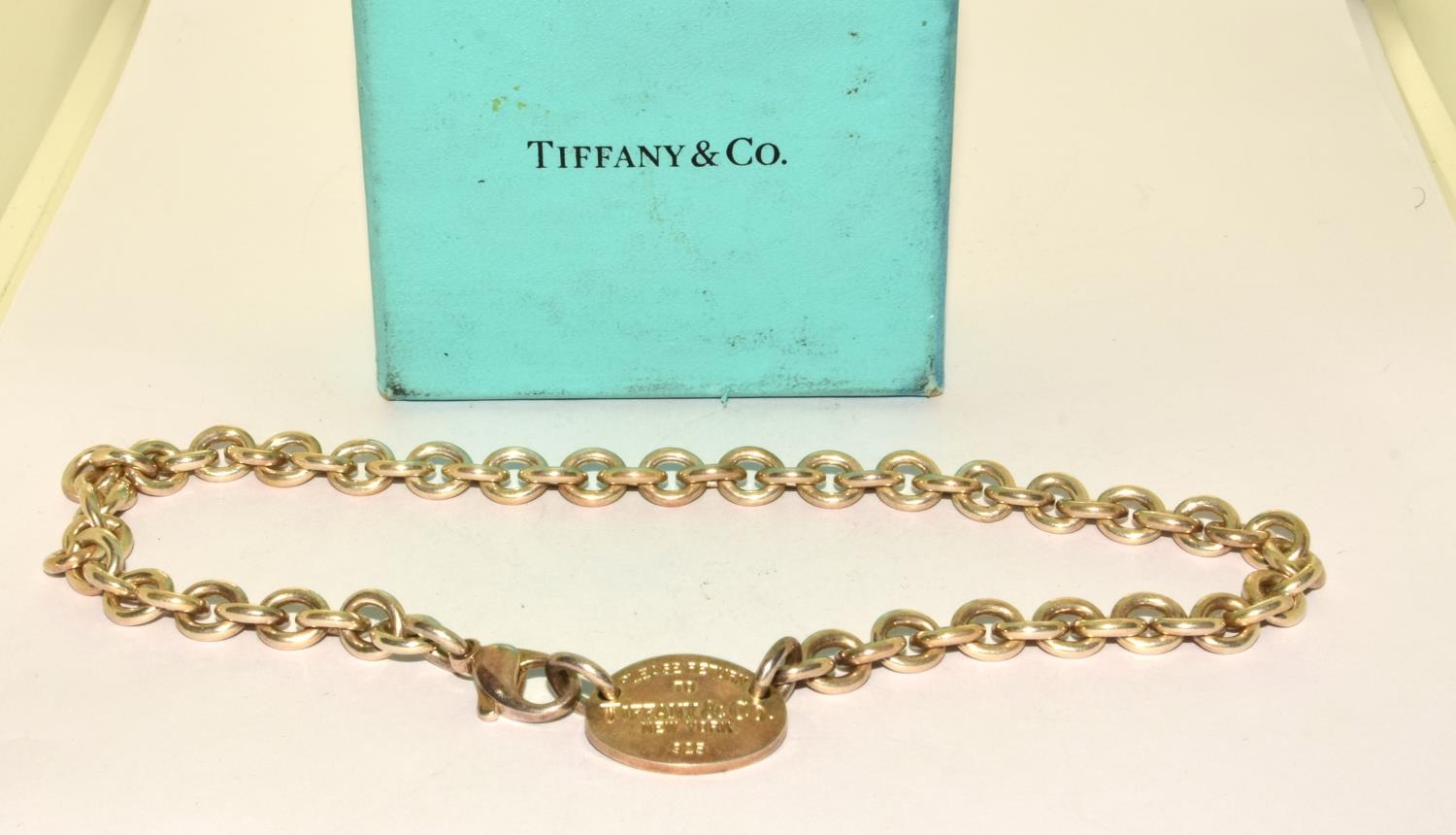 Tiffany & Co silver necklace, boxed.