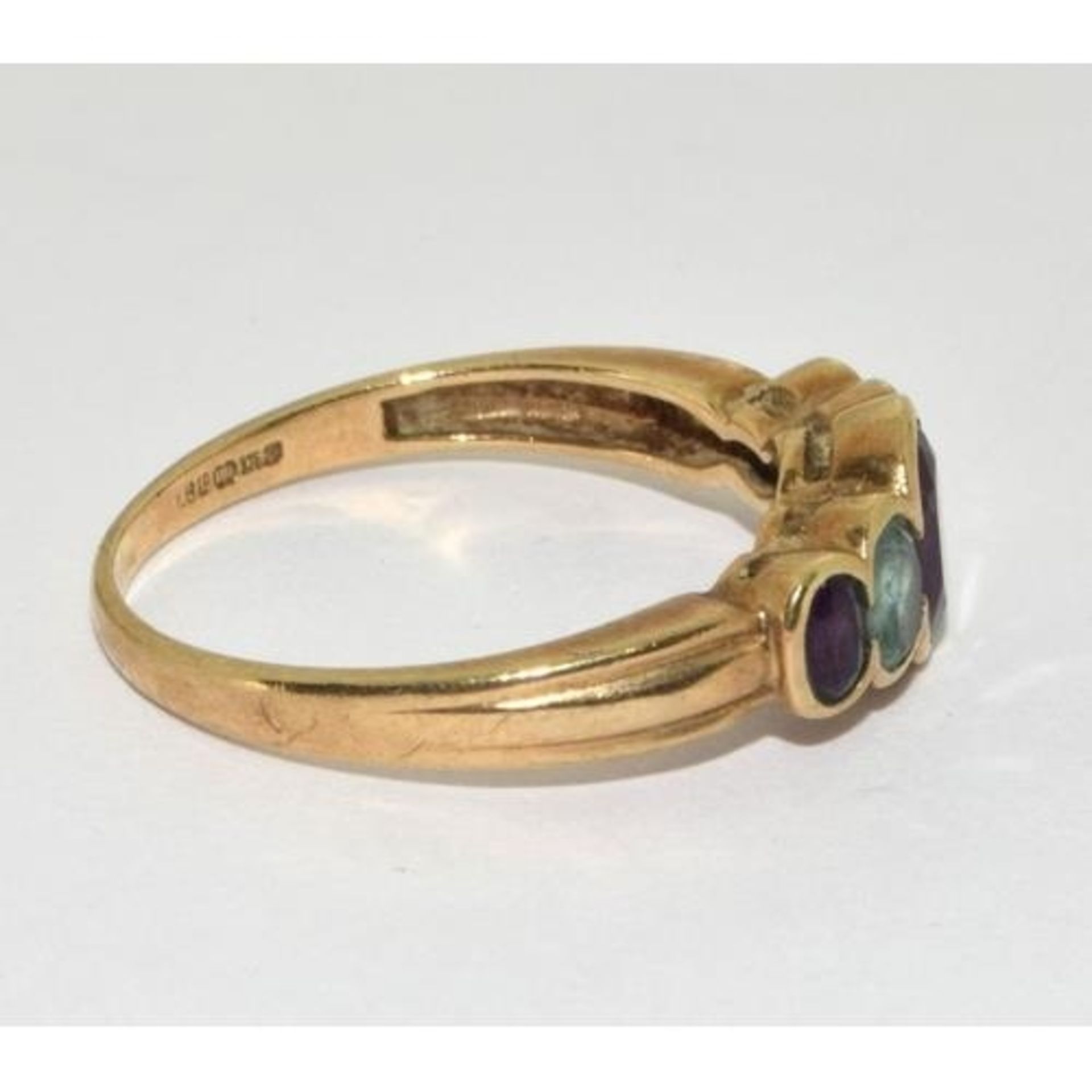 9ct gold ladies antique set Amethyst and aquamarine 5 stone ring size O - Image 4 of 5