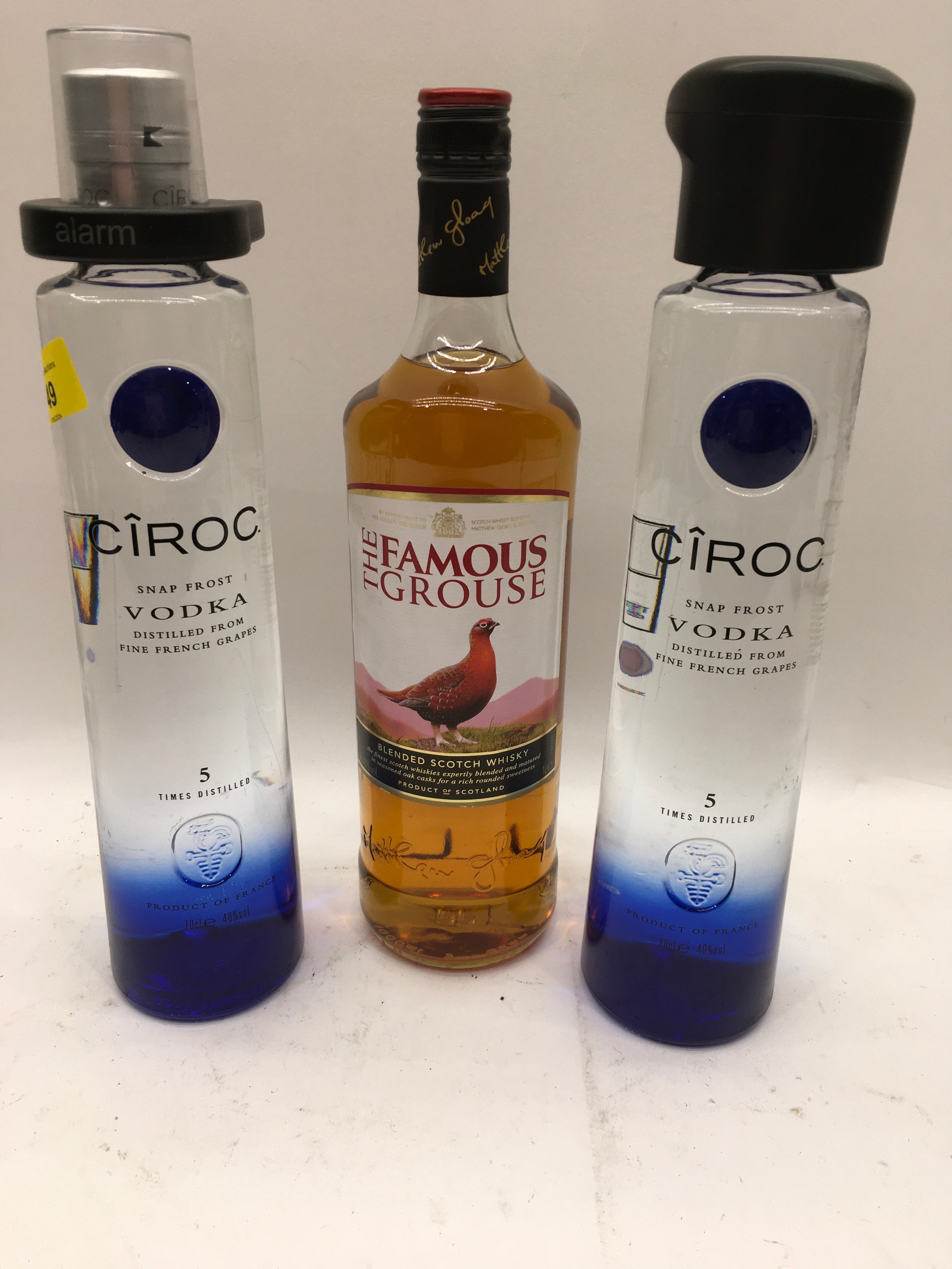 3 X Bottles alcohol to include 1ltr Famous Grouse whisky , Ciroc Vodka ref 28, 29