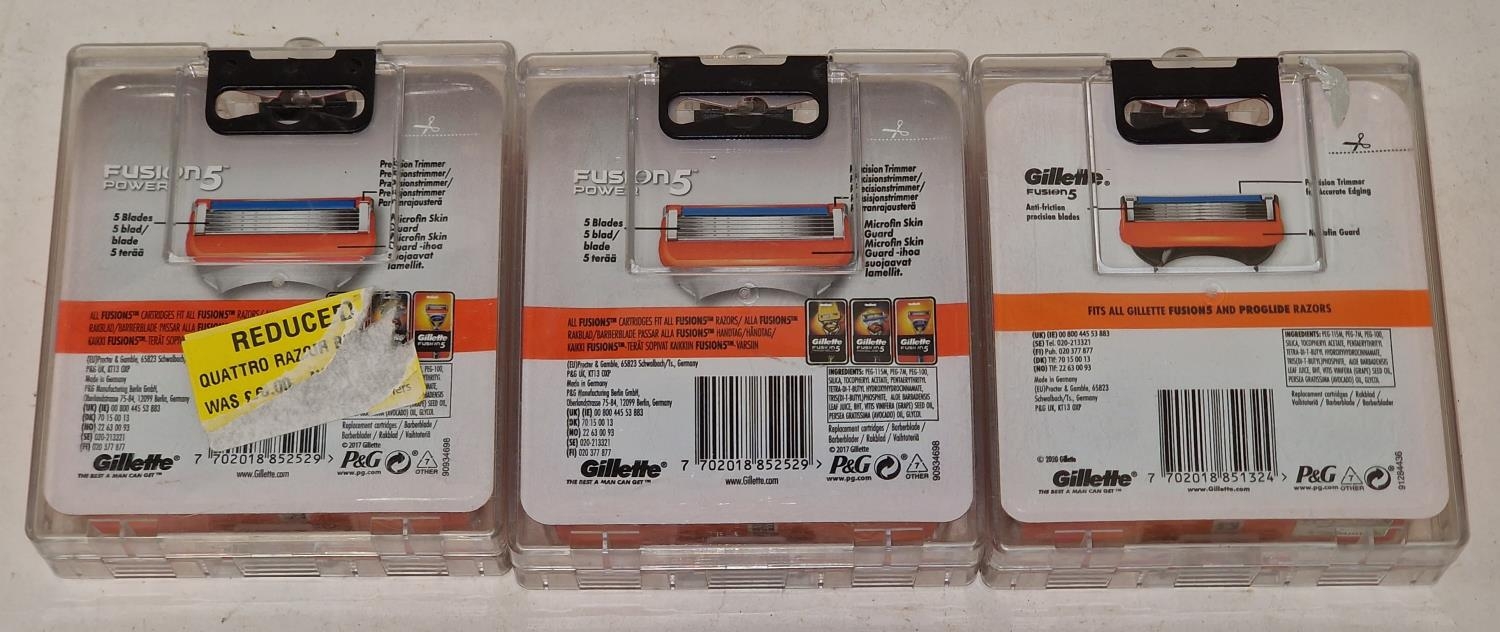 3 x XL packs of 8 Gillette Fusion 5 cartridge razor blades (REF 42). - Image 2 of 2