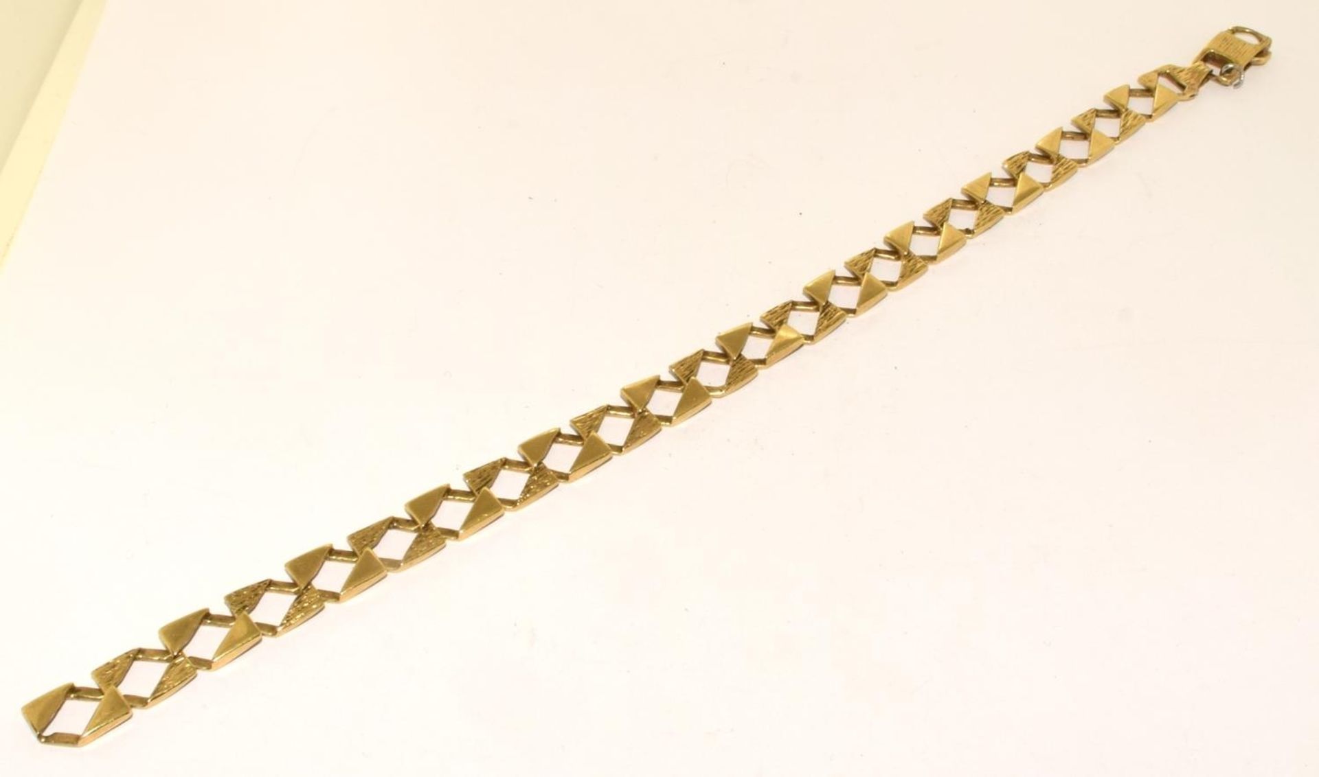 9ct gold fancy flat link bracelet 12g ref 70 - Image 5 of 5