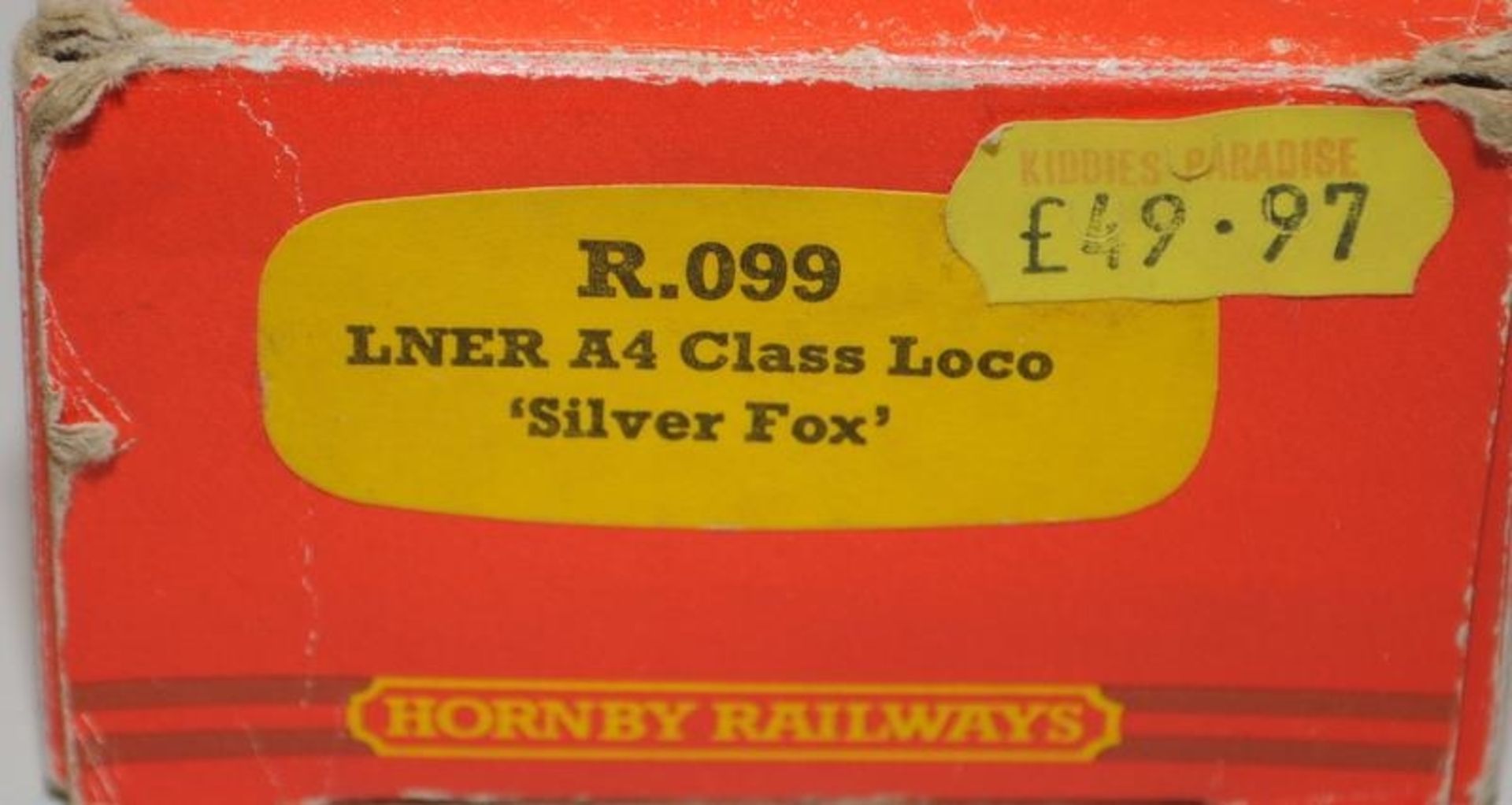 Hornby OO gauge LNER A4 Class Loco Silver Fox ref:R099. Boxed - Image 2 of 2