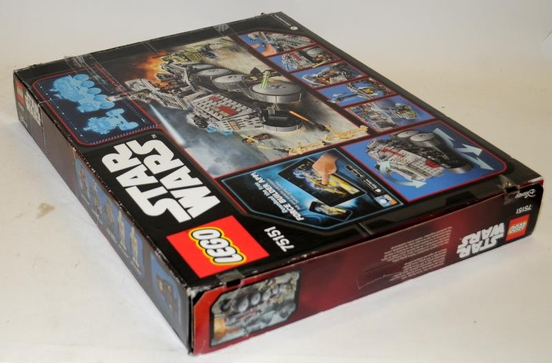 Star Wars Lego: Clone Turbo Tank ref:75151. Complete in box with minifigures and build instructions. - Image 2 of 2