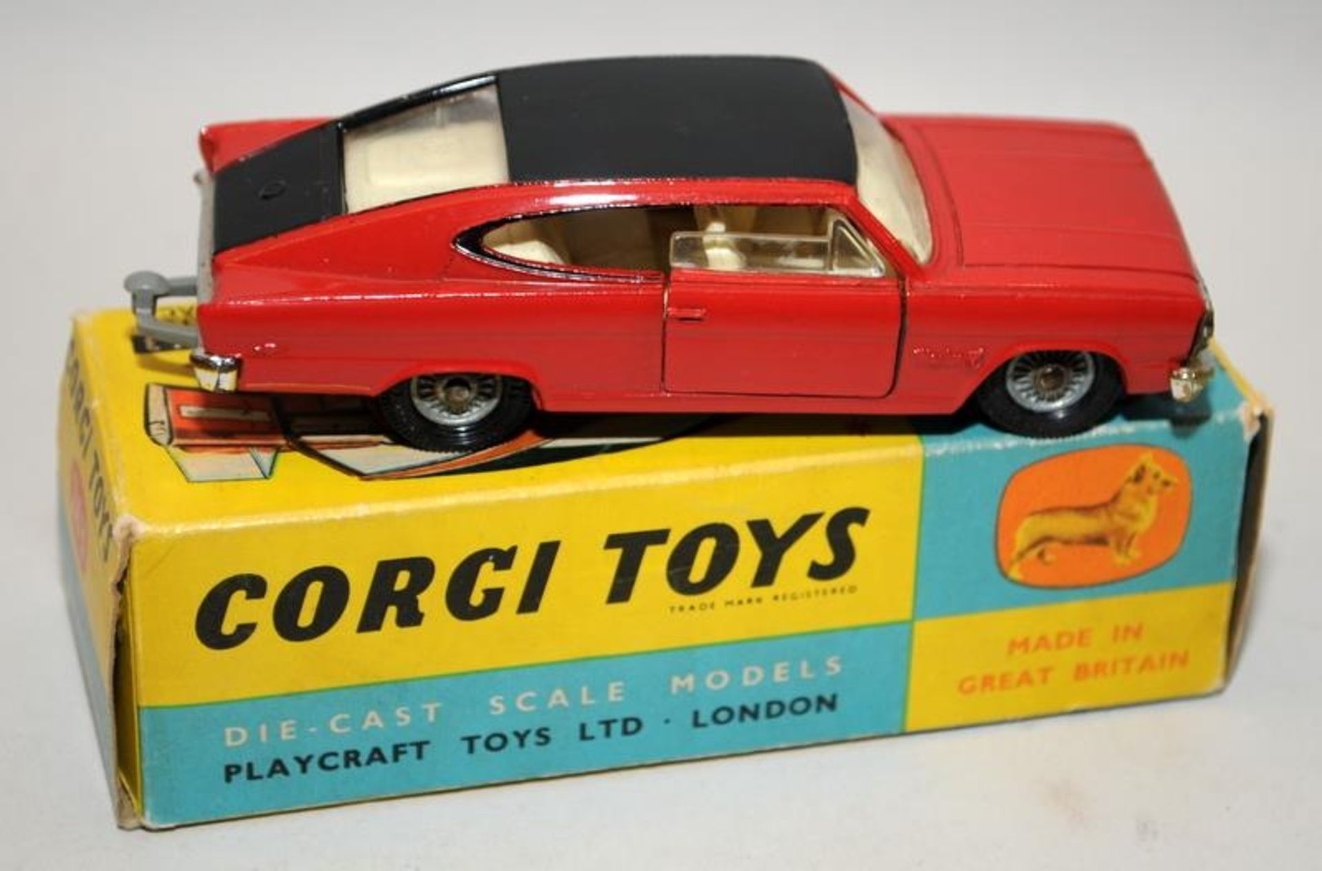 Vintage Corgi Marlin by Rambler Sports Fastback die-cast model car No.263 in v. good box - Image 3 of 4