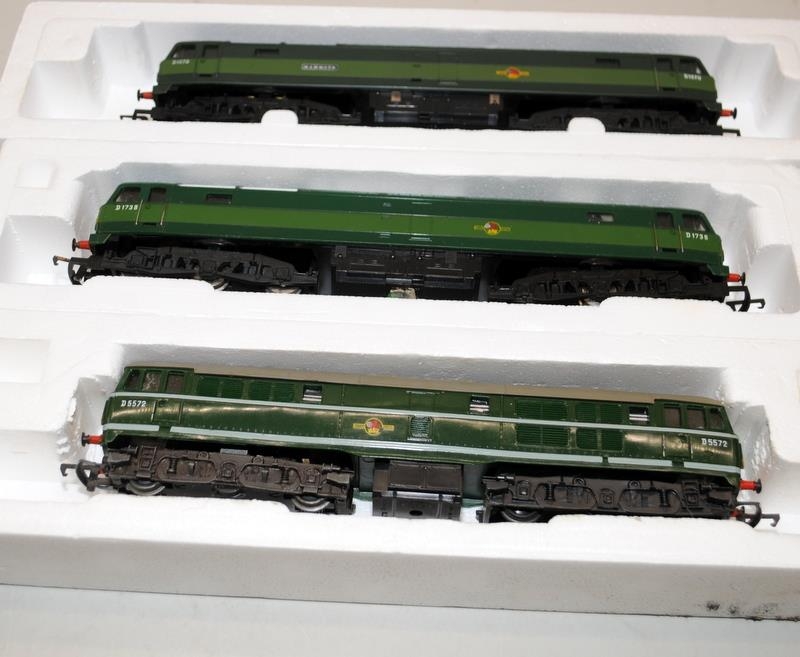 3 x Hornby OO gauge Diesel Locomotives BR Green Livery. D1670, D1738 and D5572. All in Lima boxes - Bild 2 aus 2