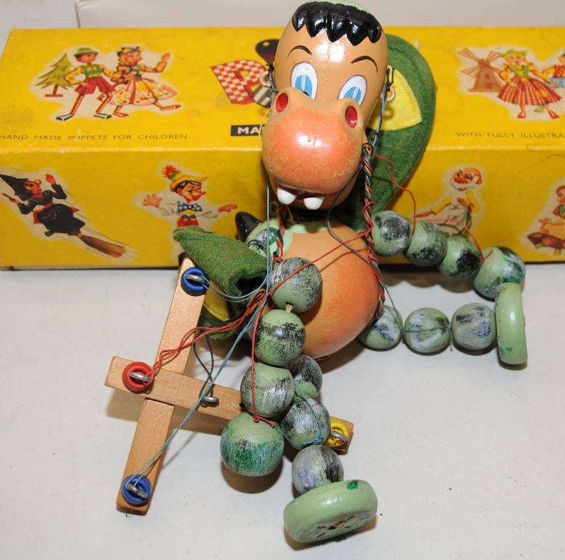 Four vintage Pelham Puppets to include boxed Baby Dragon and Caterpillar, and unboxed Orinoco Womble - Image 3 of 4