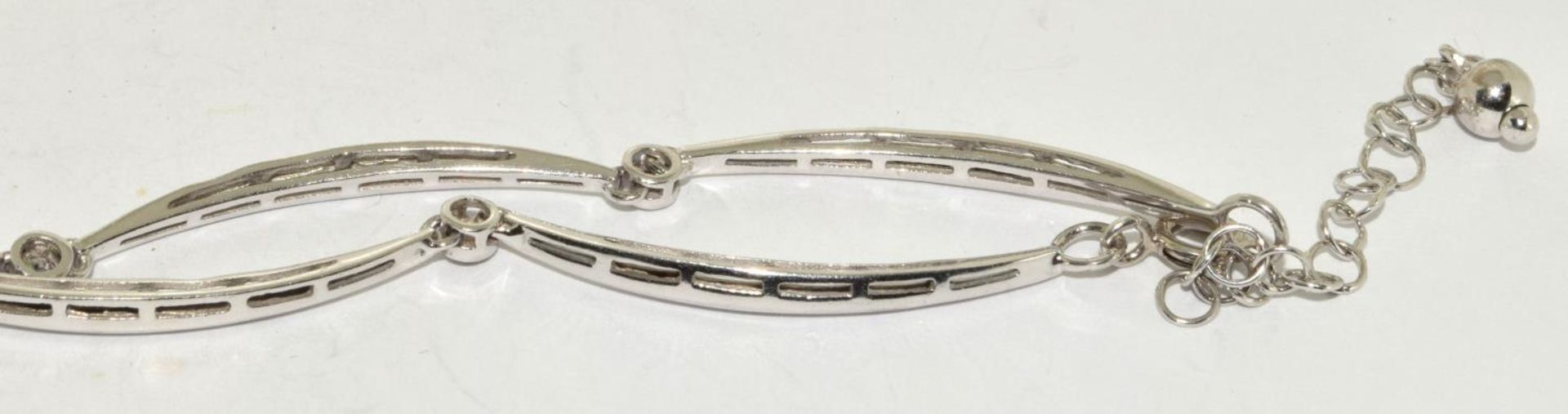 A designer 925 silver teardrop CZ necklace - Image 3 of 3