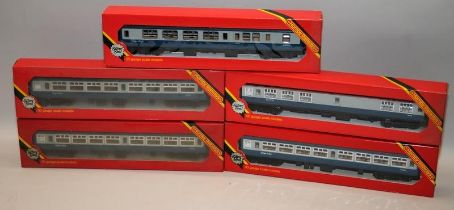 Hornby OO gauge Intercity MK2 Coach R921 x 3, Intercity Brake Coach R922 and Intercity Buffet Car