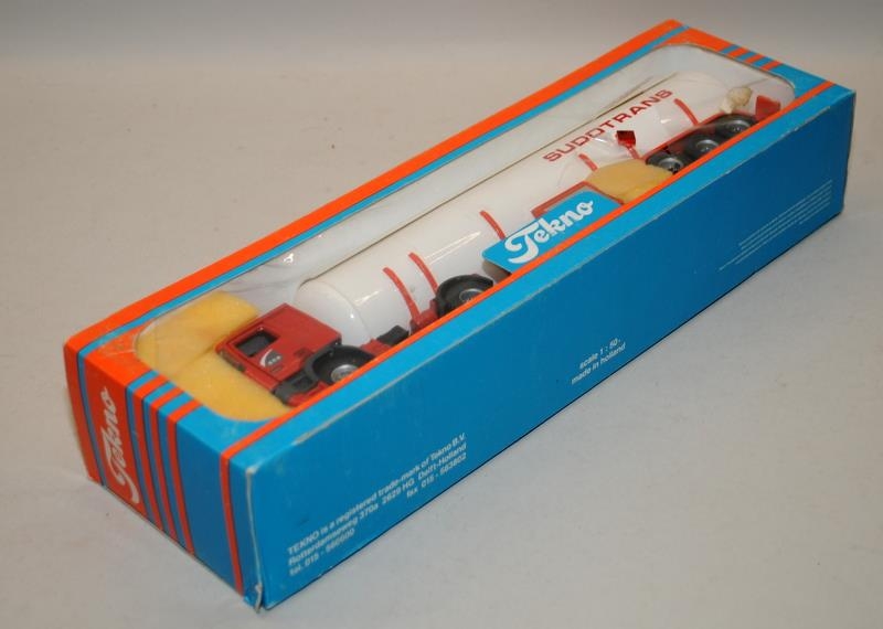 Vintage Tekno truck and tanker trailer, Sudotrans livery. Boxed, box is good with just a little - Image 2 of 2