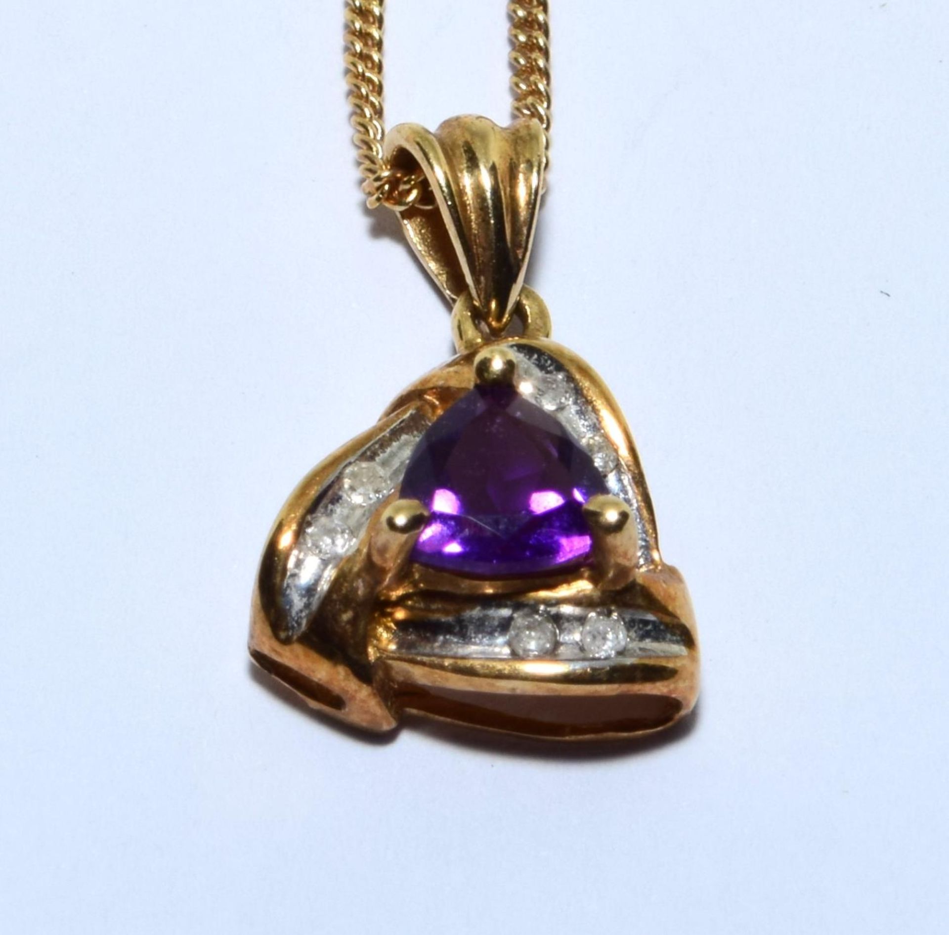 9ct gold Diamond and Amethyst pendant necklace with a chain of 46cm - Image 6 of 6