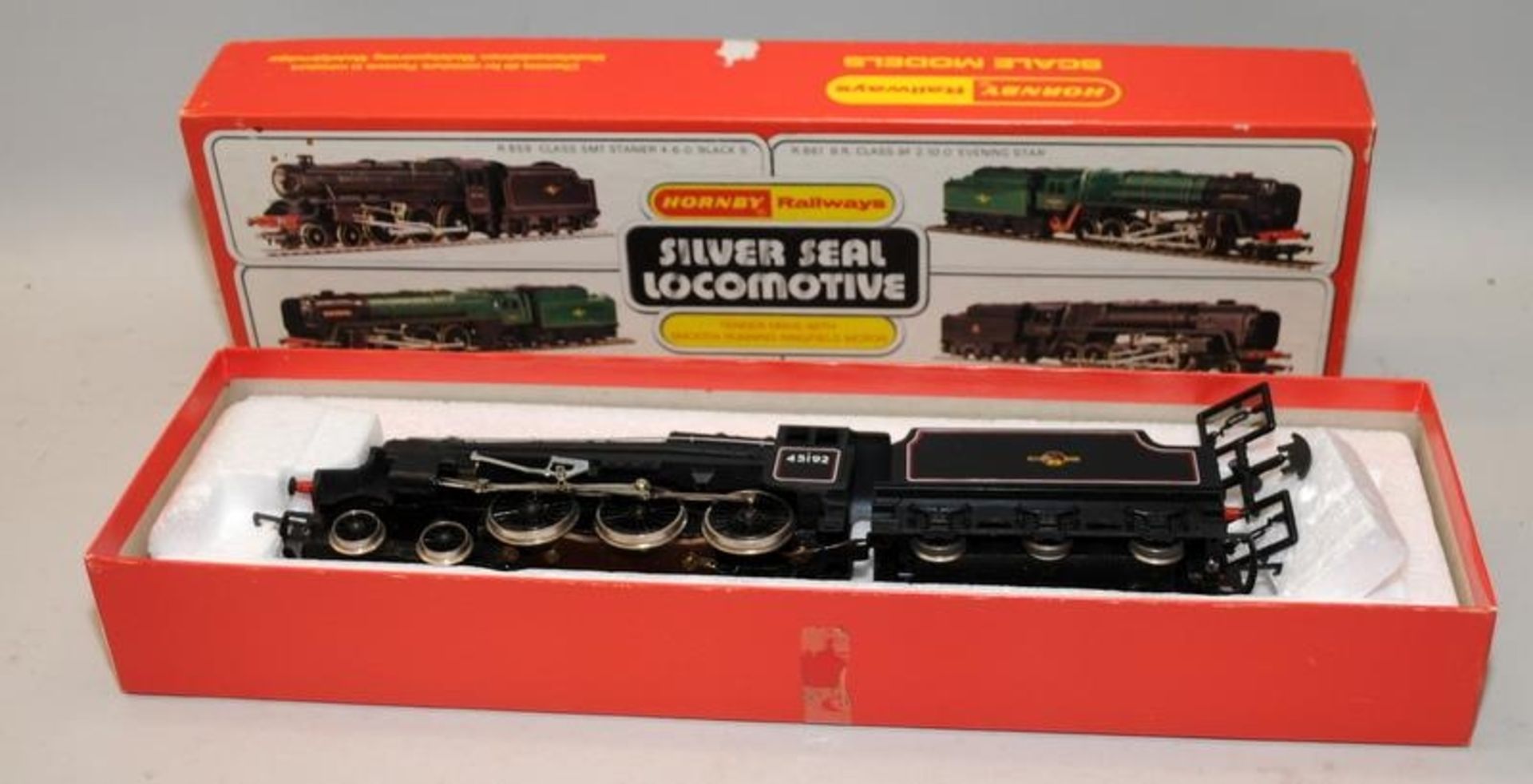 Hornby OO gauge BR Loco Black Five Class ref:R859 c/w GWR PT Locomotive ref:R51S. Both boxed - Image 2 of 4