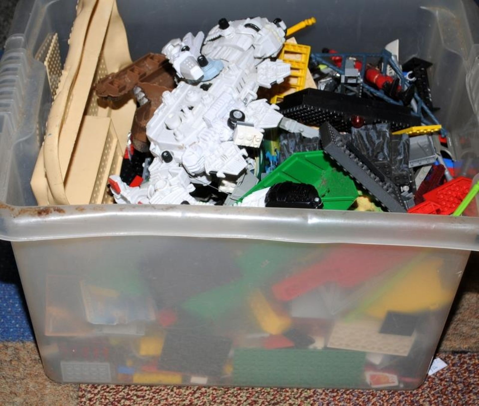 large tub of mixed loose Lego - Image 2 of 2
