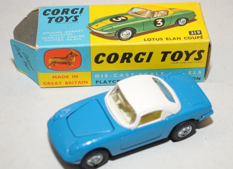 Corgi Toys die-cast Studebaker - Golden Hawk No.211, Ford Thunderbird No.214 and Lotus Elan Coupe - Image 2 of 4