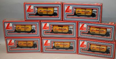 Lima OO gauge rake of 8 Mobil LP Gas Tanker Wagons ref:302717W. All boxed