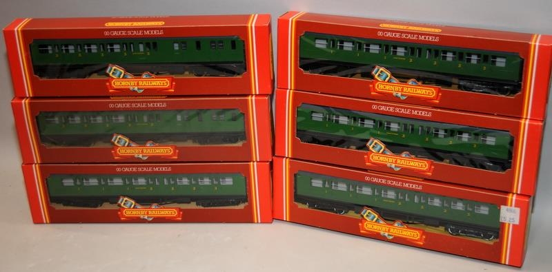 Hornby OO gauge SR Malachite Livery Carriages, R486 x 3 and R487 x 3. 6 in lot, all boxed