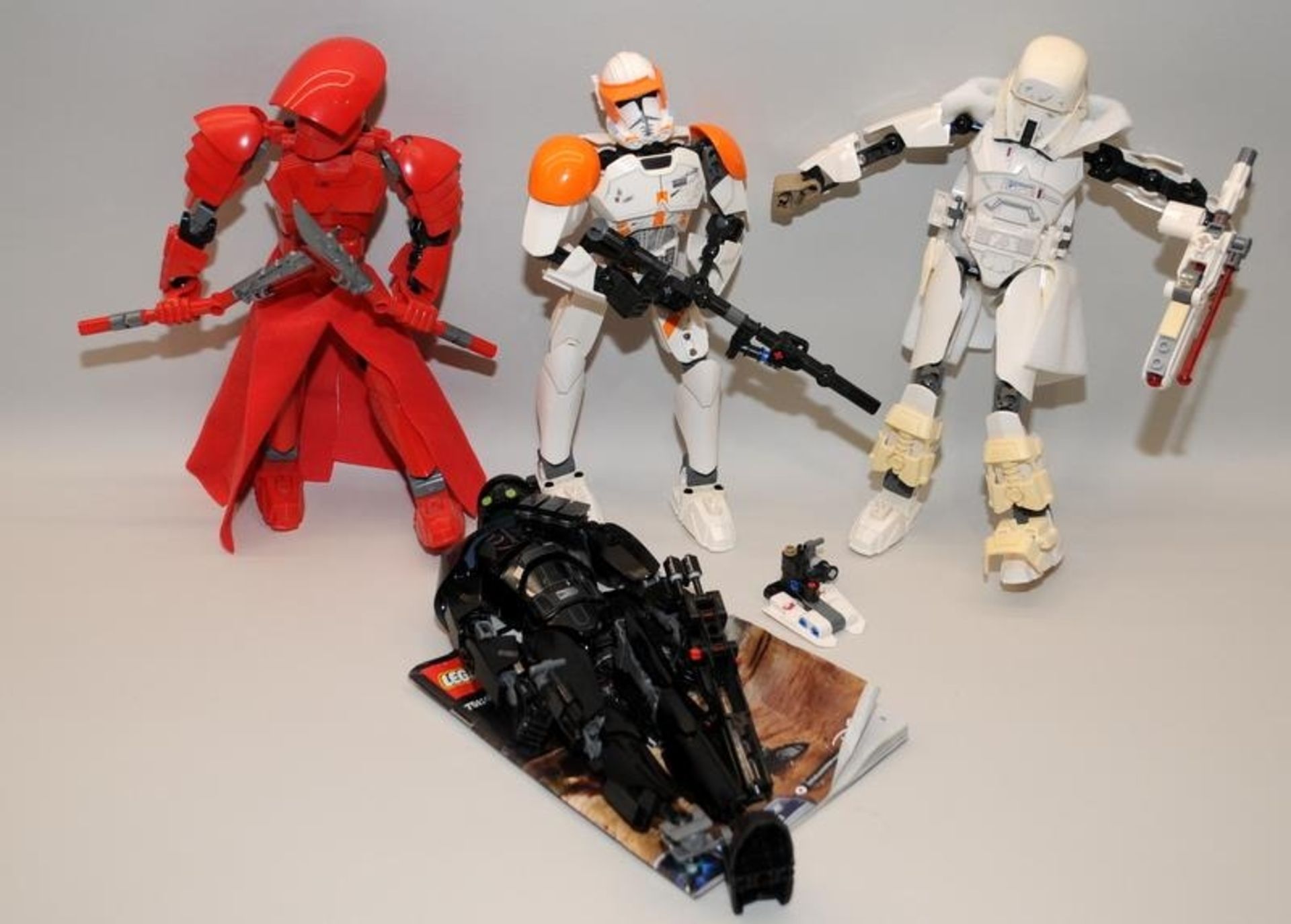Star Wars Lego built figures Imperial Death Trooper ref:75121, Elite Praetorian Guard ref:75529, - Image 5 of 5