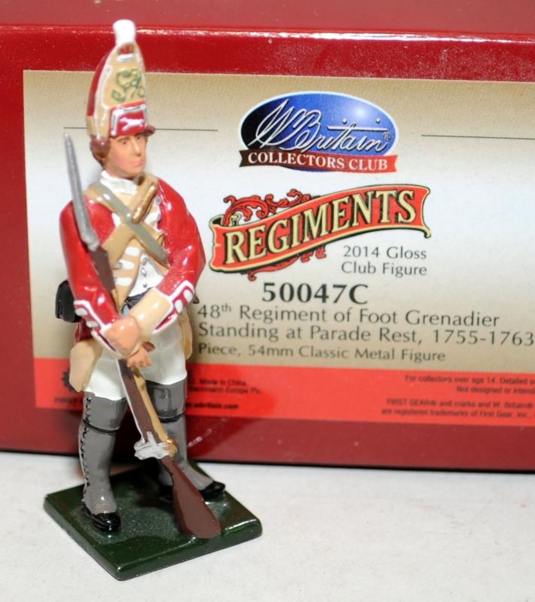 Britain's Museum Collection 10003 Black Watch Highland Grenadier 1758 c/w 48th Regiment of Foot - Image 3 of 4