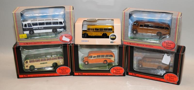 A collection of die-cast buses and coaches including local interest Bournemouth. Gilbow EFE and - Bild 6 aus 7