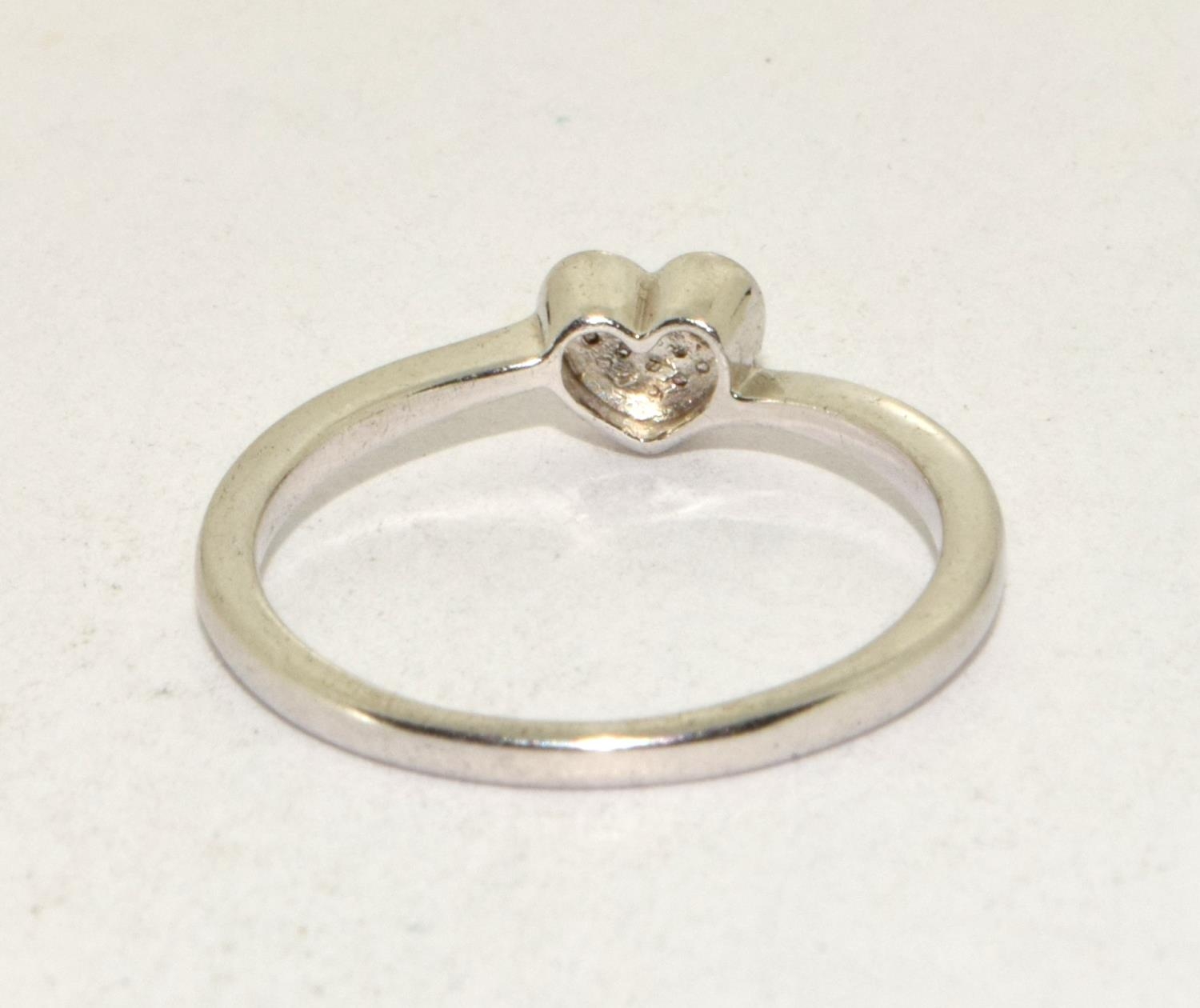 A 925 silver heart ring Size O - Image 3 of 3